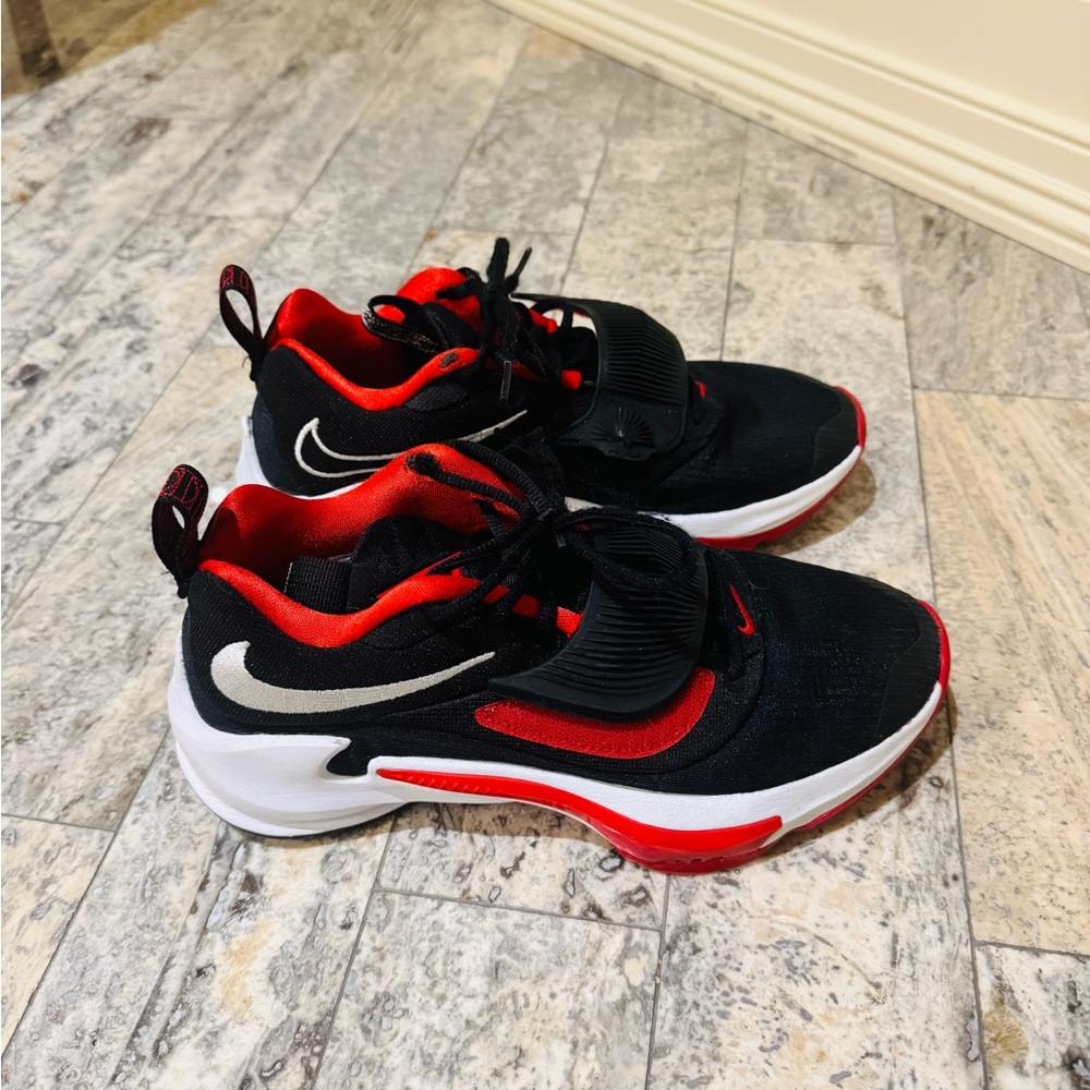Nike Black and Red Basketball Sneakers